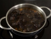 Варення з чорносливу: способи приготування десерту зі свіжих і сушених слив  - як зварити чорносливове варення в домашніх умовах